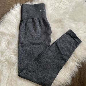 Nvgtn grey contour seamless legging